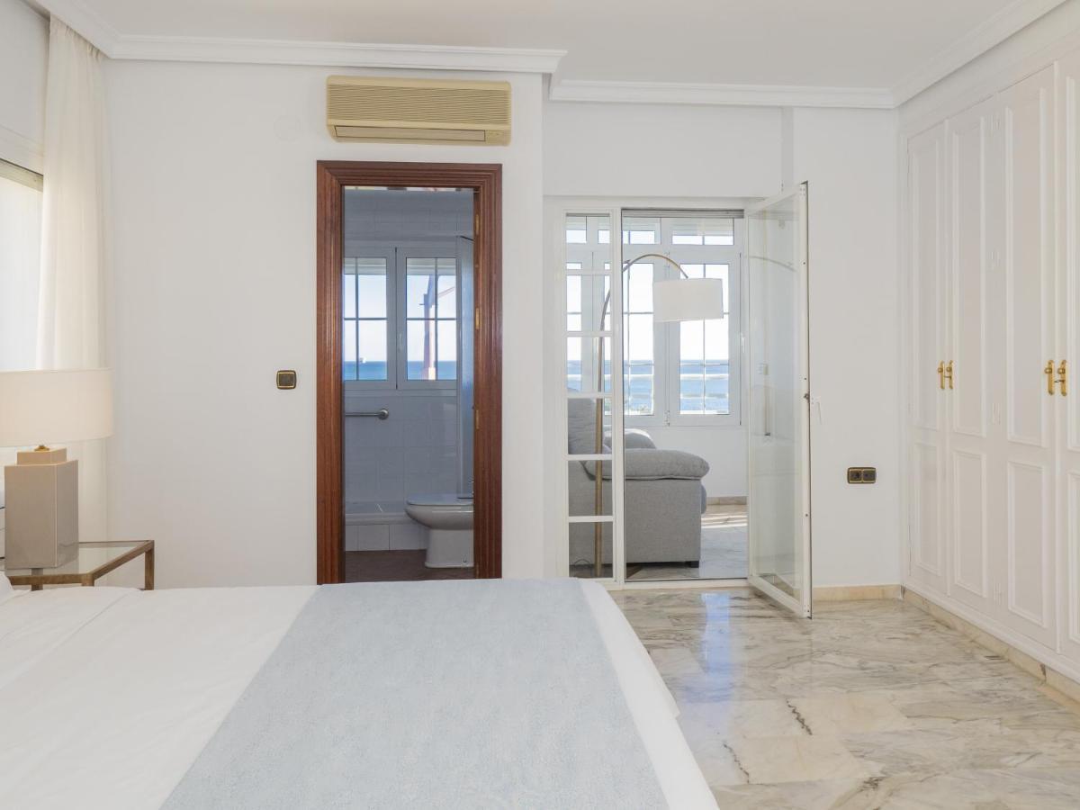 Cubo's Seaview Port & Free Parking Appartamento